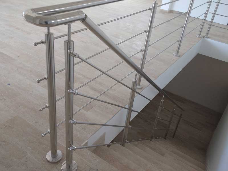 Barandas de acero inoxidable para escaleras